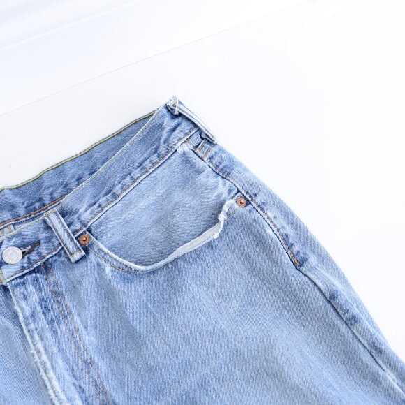 Levi's Light Blue Men's Straight Jeans - Picture 11 of 15